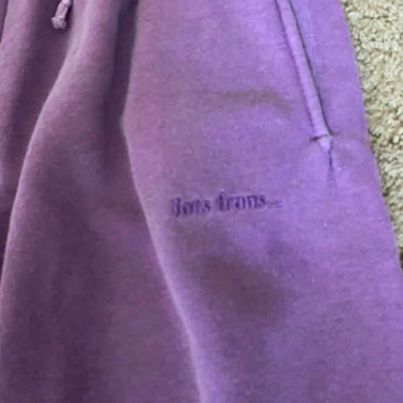 Urban outfitters sweatpants - Picture 2 of 3